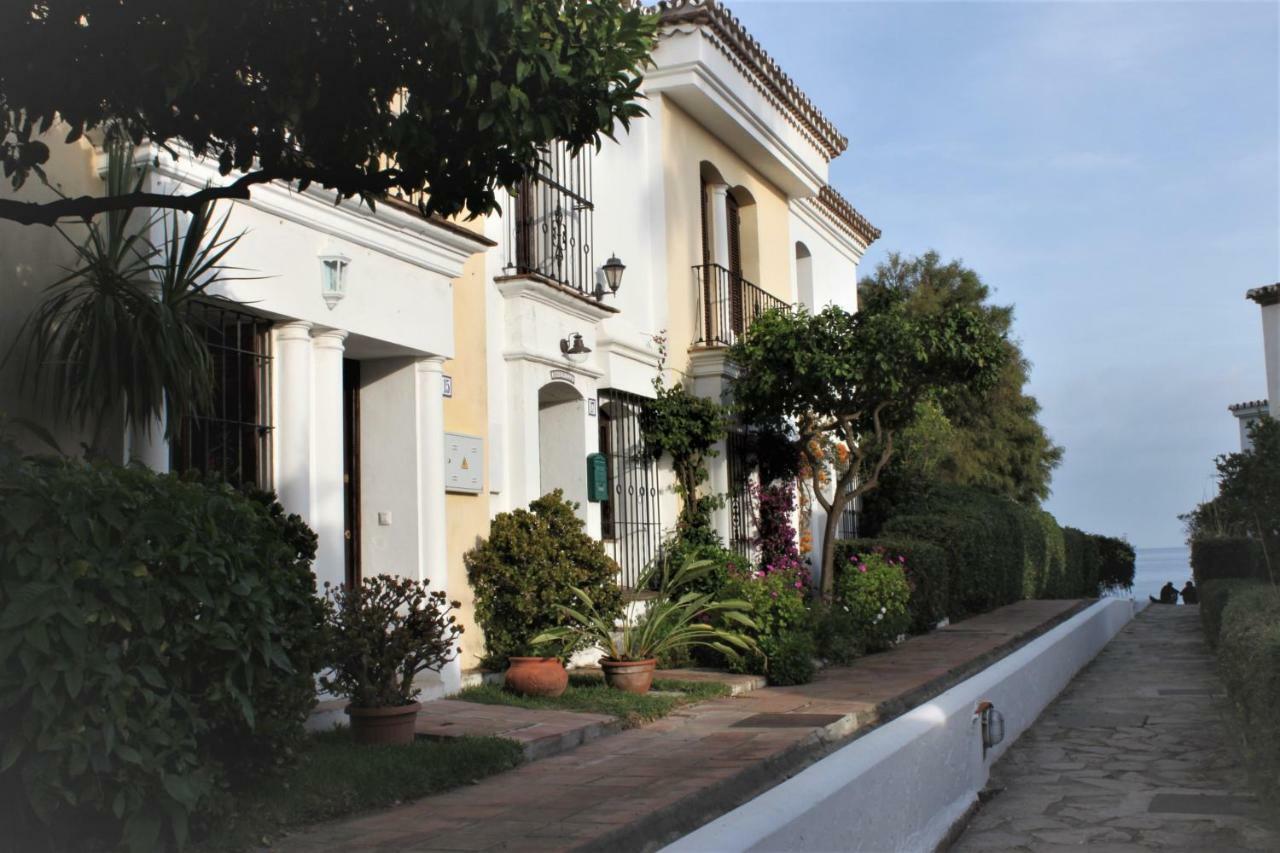 Adosado Junto Al Mar Villa Estepona Bagian luar foto