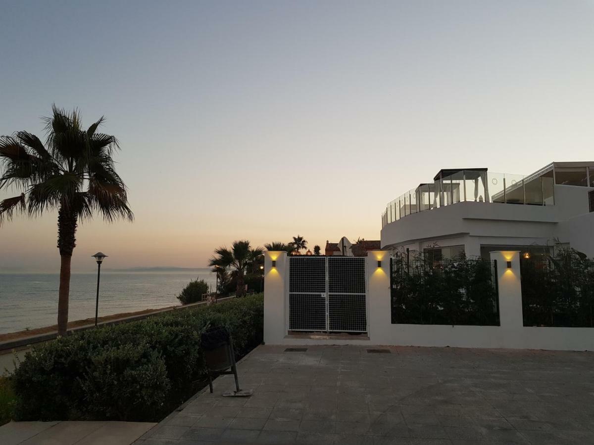 Adosado Junto Al Mar Villa Estepona Bagian luar foto